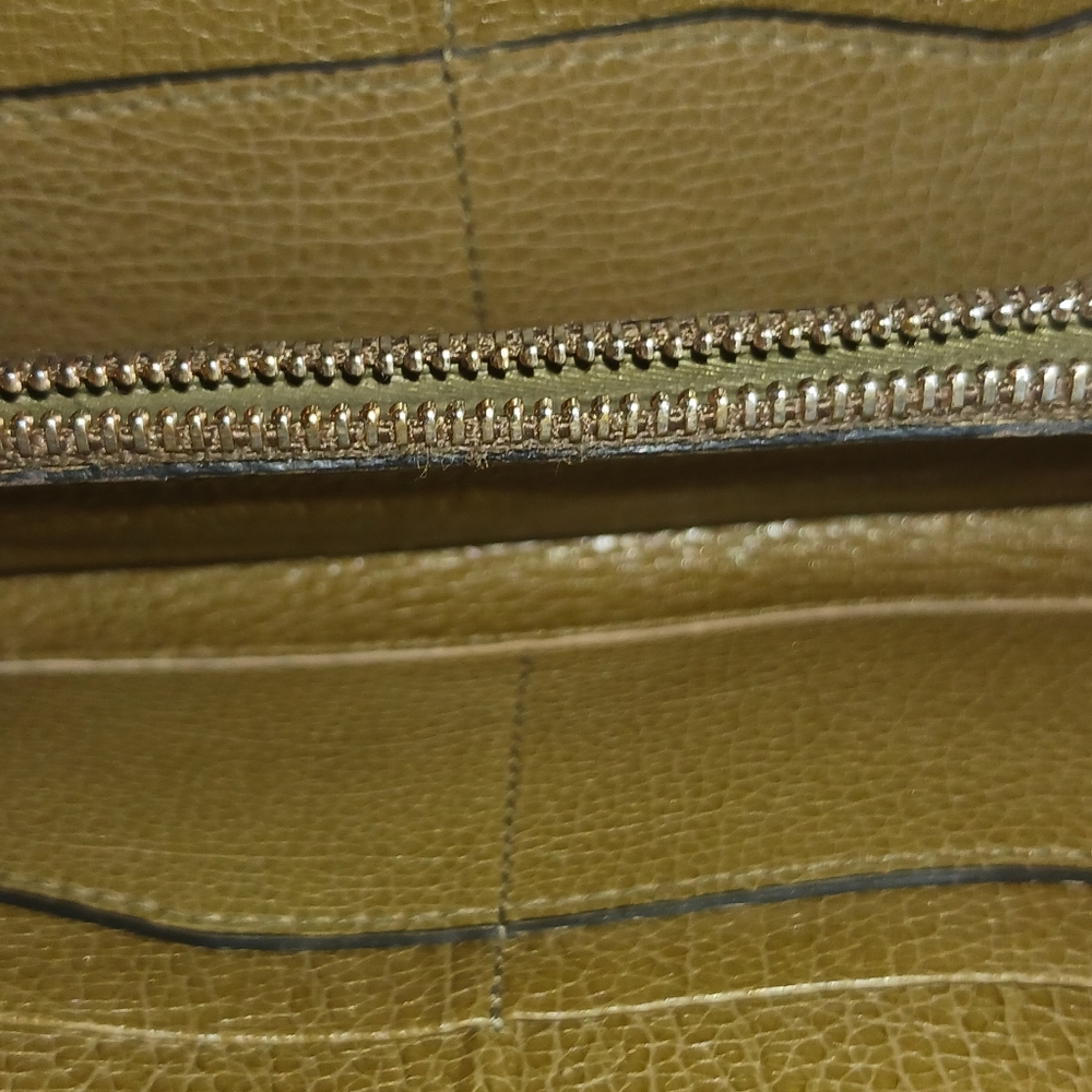 Bvlgari EUC Zip Around Wallet - Picture 9 of 11